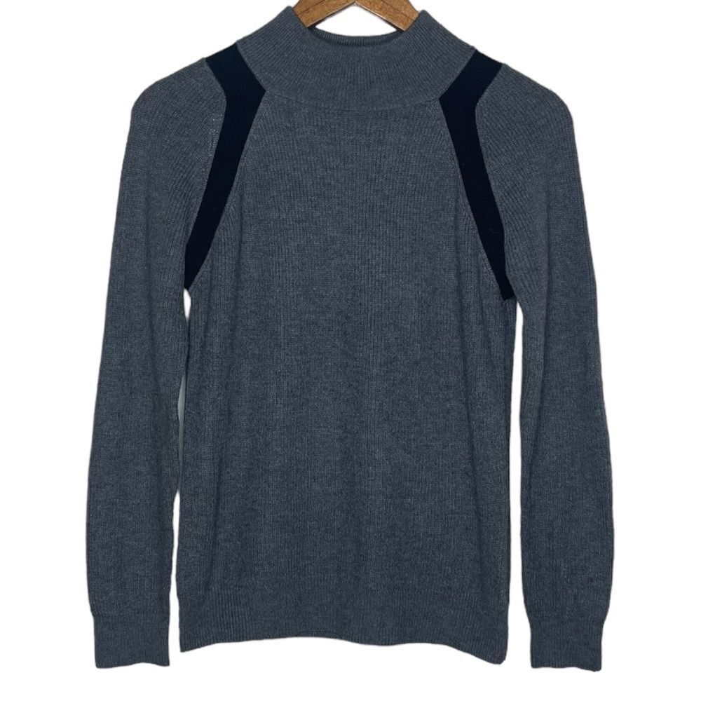 The Limited Gray Sweater size Small